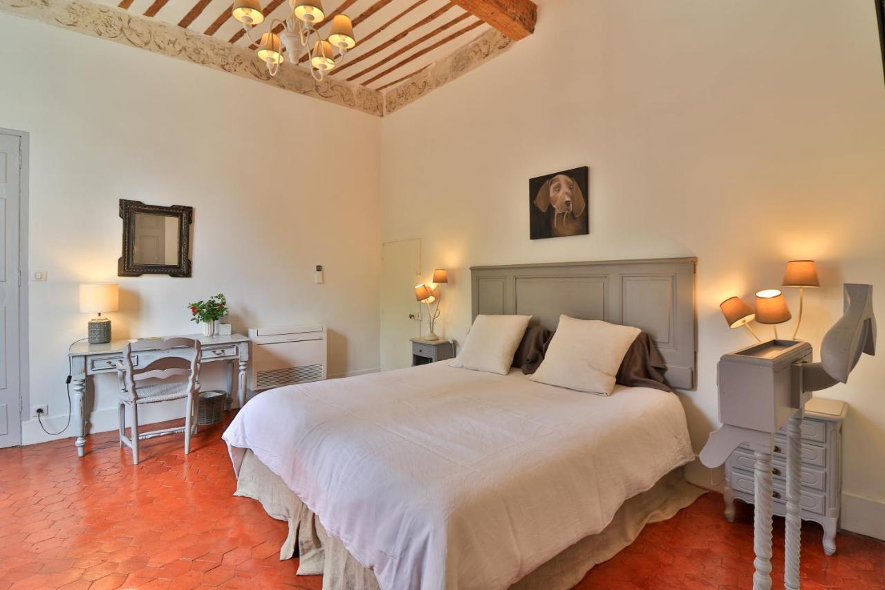Bed and Breakfast Le Jardin De Мазан Экстерьер фото